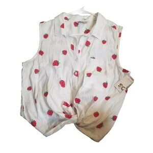 SO Women Sleeveless Strawberry Tie Front Blouse New With Tag Size XXL